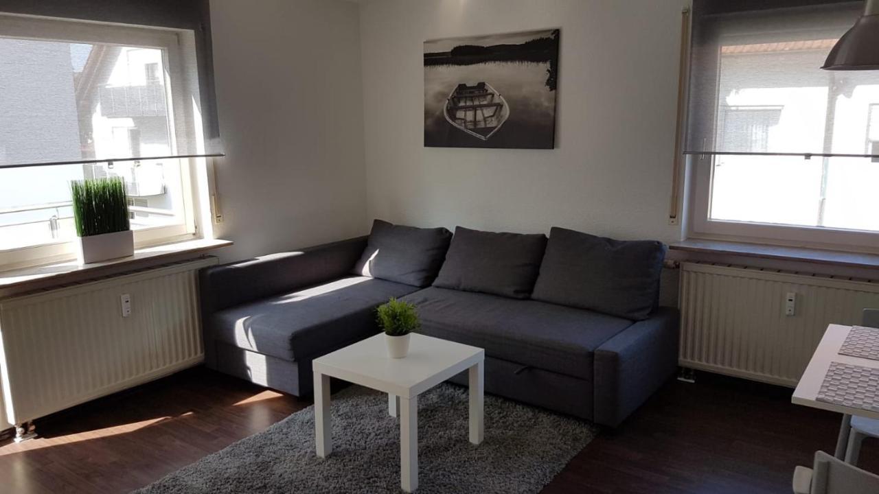 Ferien- Und Businessapartment I Modern Mit Wlan Und Parkplatz Nahe Zentrum, Automobil- Und Tech-Firmen, Messe 레닝겐 외부 사진