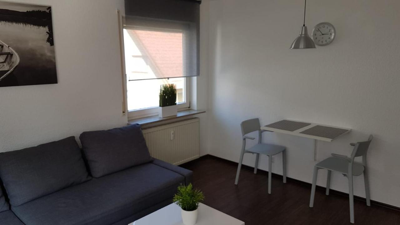 Ferien- Und Businessapartment I Modern Mit Wlan Und Parkplatz Nahe Zentrum, Automobil- Und Tech-Firmen, Messe 레닝겐 외부 사진